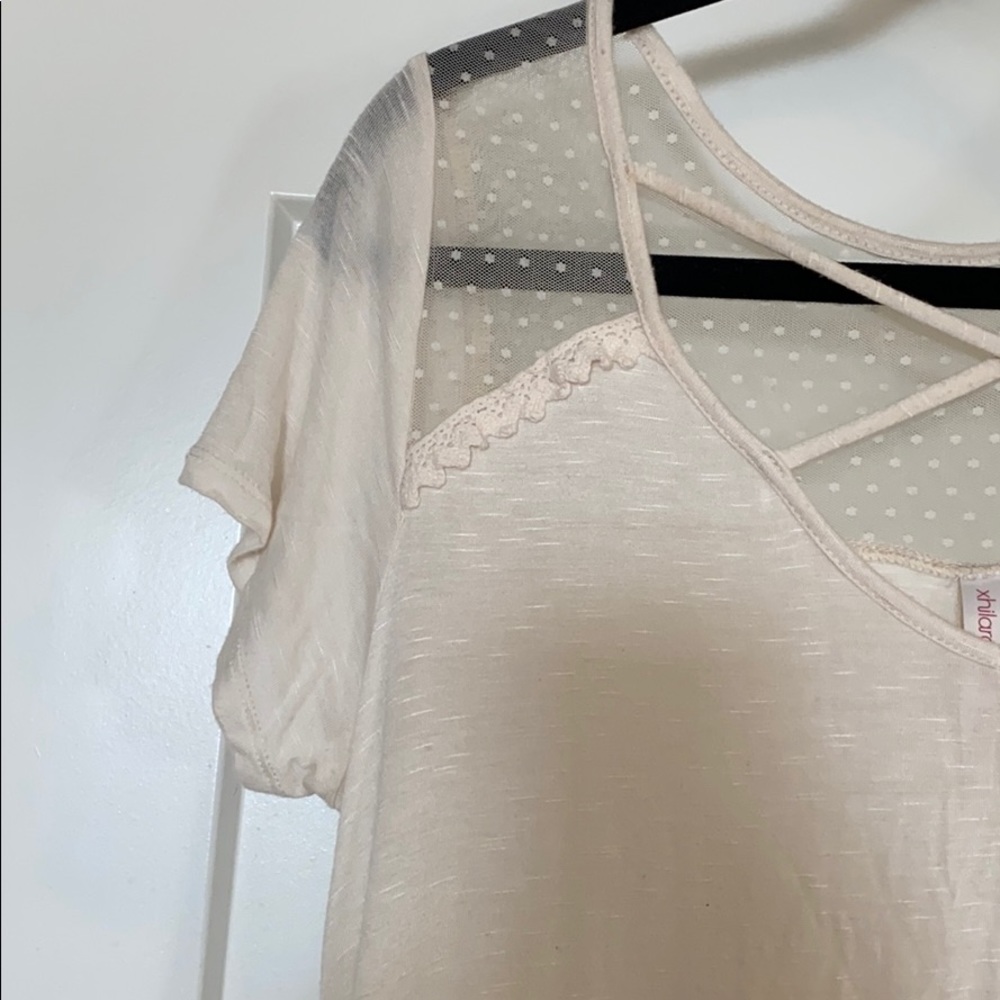 Top - Picture 3 of 4